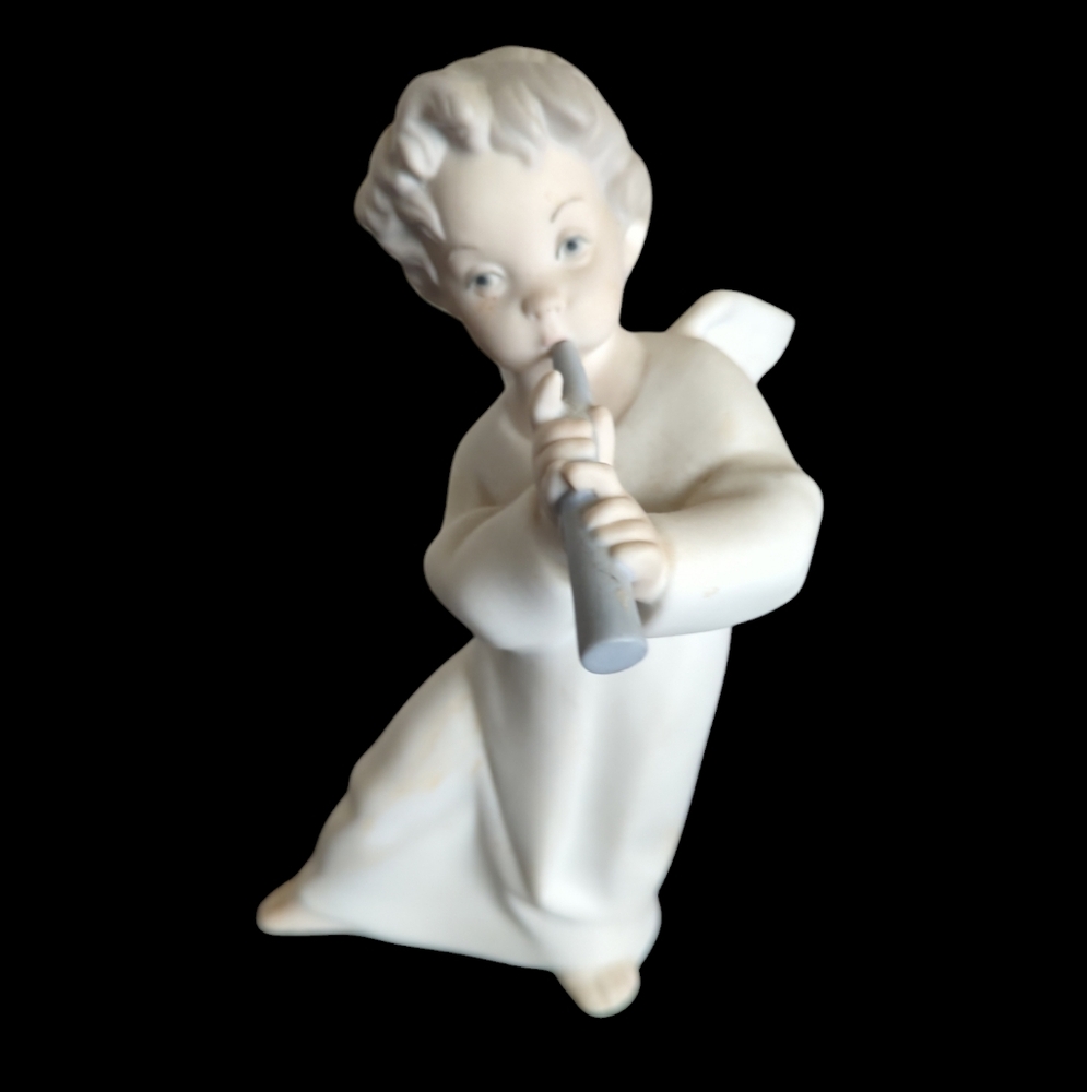 Lladro Angel Cherub With Flute Figurine 7" Marked Matte Finish